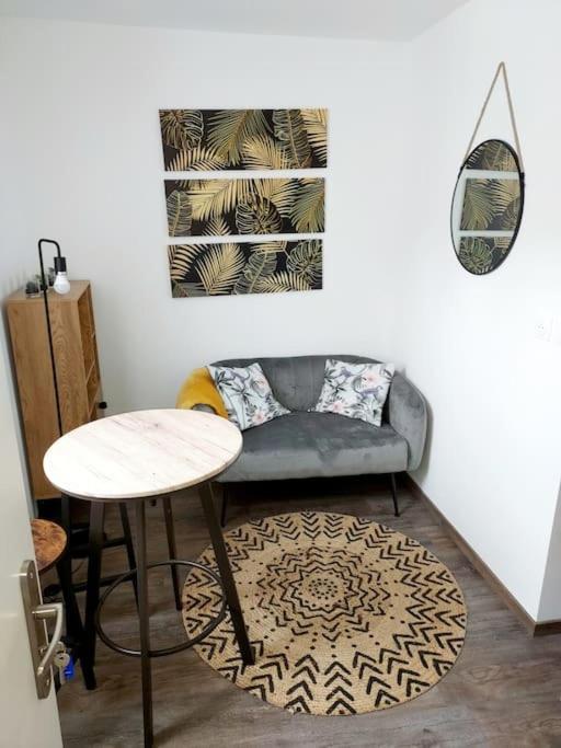 Ferienwohnung T2 Cosy Vieux Montluçon Exterior foto